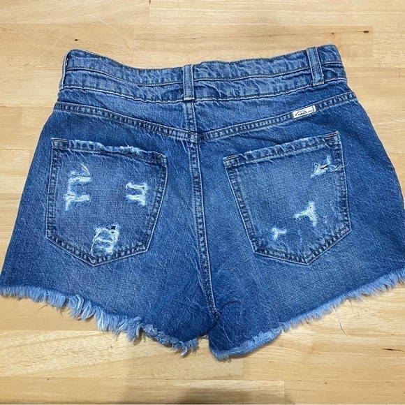 KanCan ON THE MOVE HIGH RISE DOUBLE BUTTON denim jean shorts size 3/25 - Picture 11 of 12